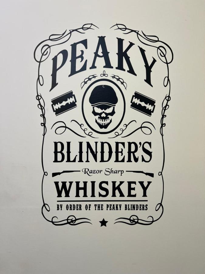 Peaky Blinders Apartment 5 Min Walk To Blackpool Tower Sleeps Up To 14 Dış mekan fotoğraf